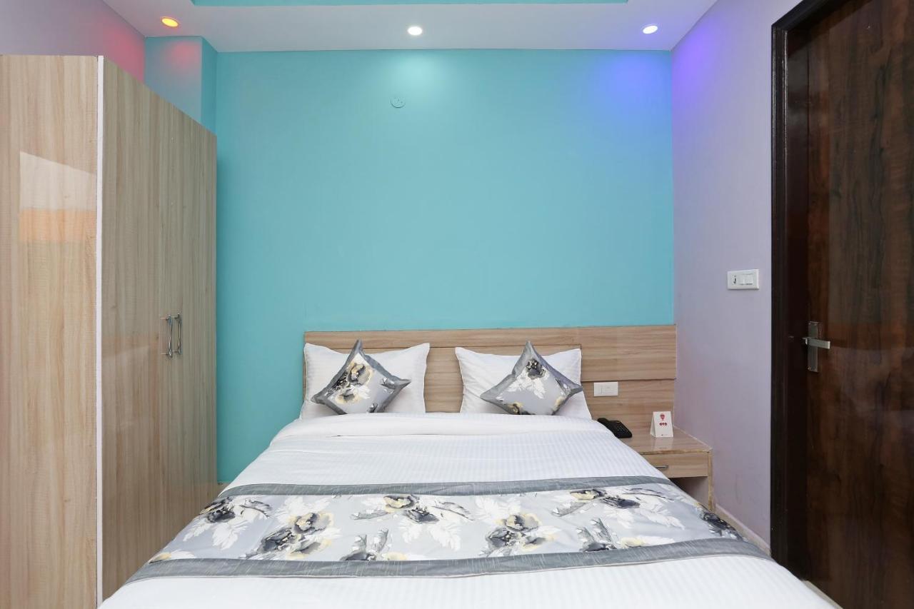 Oyo Rose Residency Near Dwarka Sector 9 Metro Station Hotel New Delhi Luaran gambar